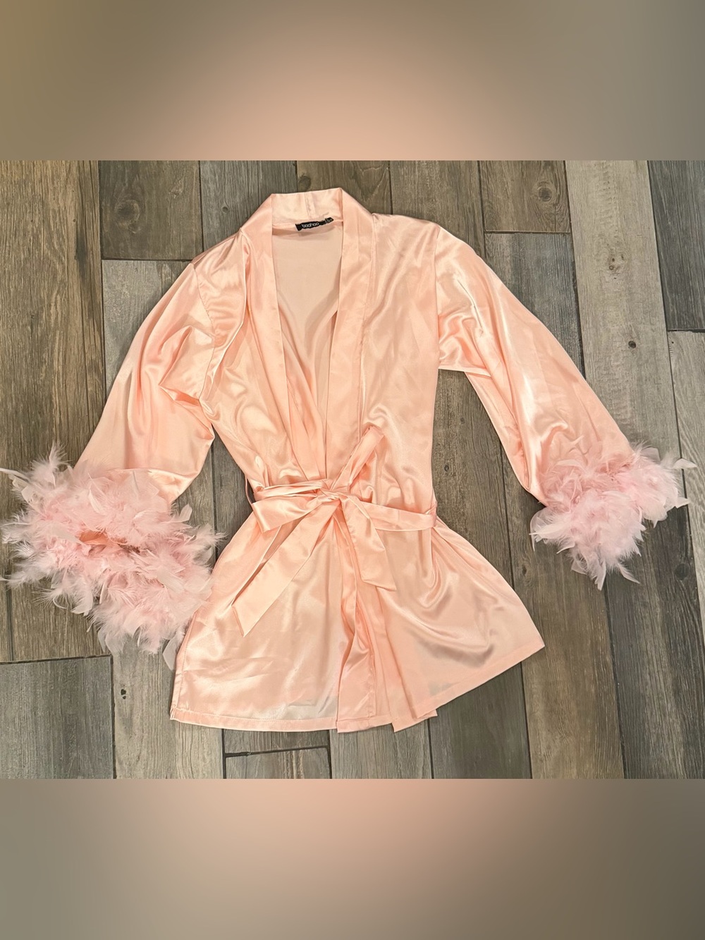 Boohoo Pink Satin Feather Robe
